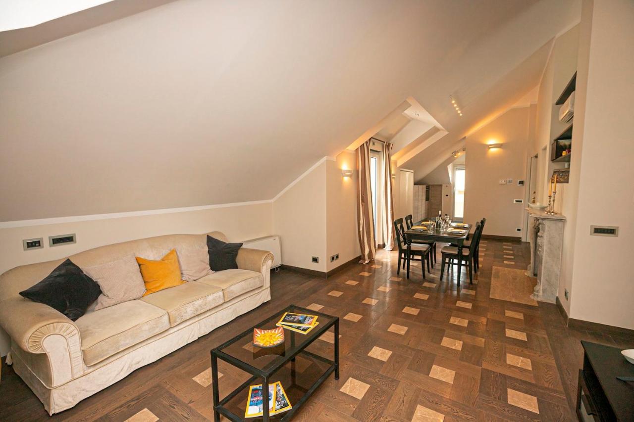Ferienwohnung Real Italian Estate - Penthouse Genua Exterior foto