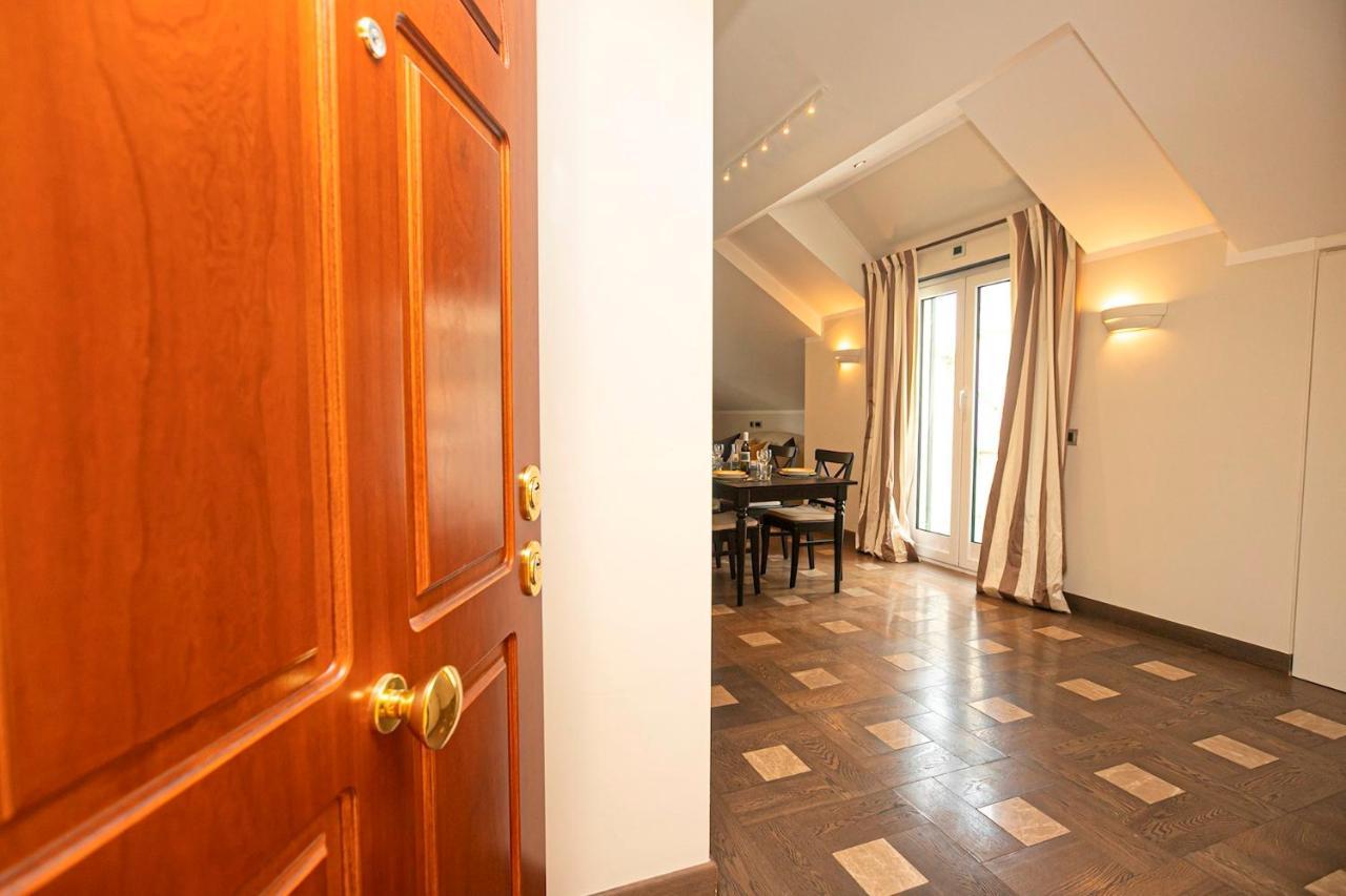 Ferienwohnung Real Italian Estate - Penthouse Genua Exterior foto
